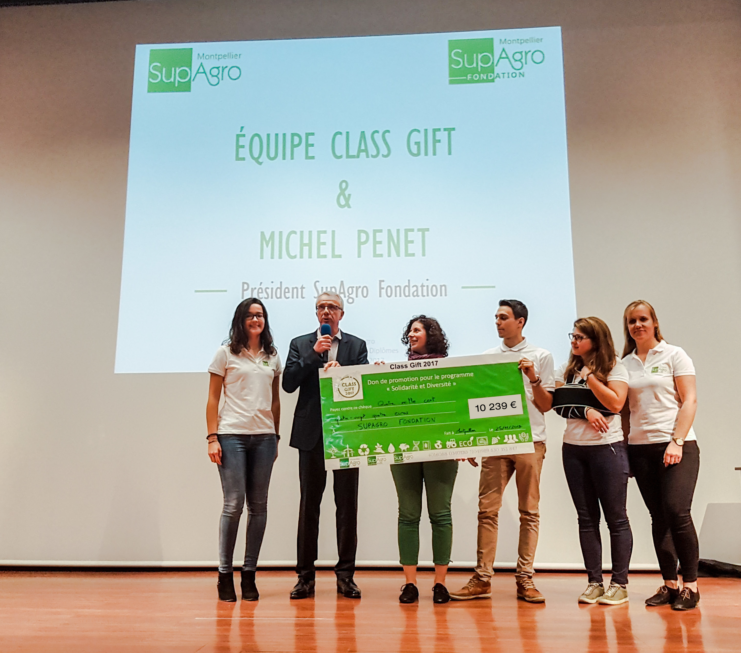 Remise du chèque symbolique au Président de SupAgro Fondation, Michel Penet