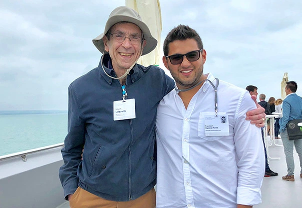Lindau Alumnus Frank Berrera and Nobel Laureate Robert Lefkowitz.