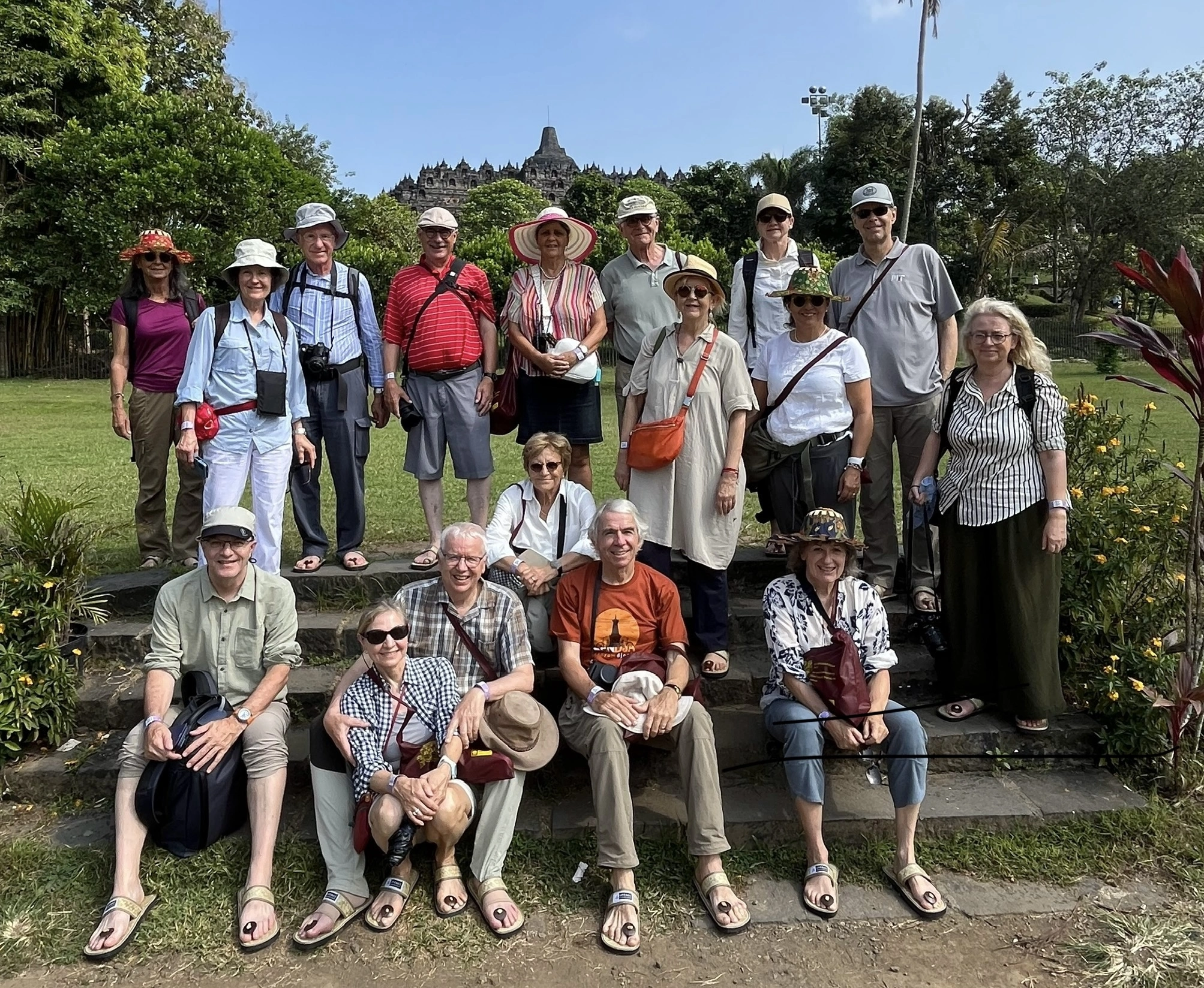 Alumni-Gruppe in Borobudur