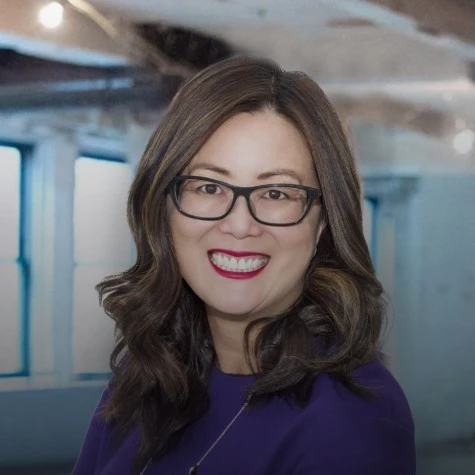 Julie Wong '03