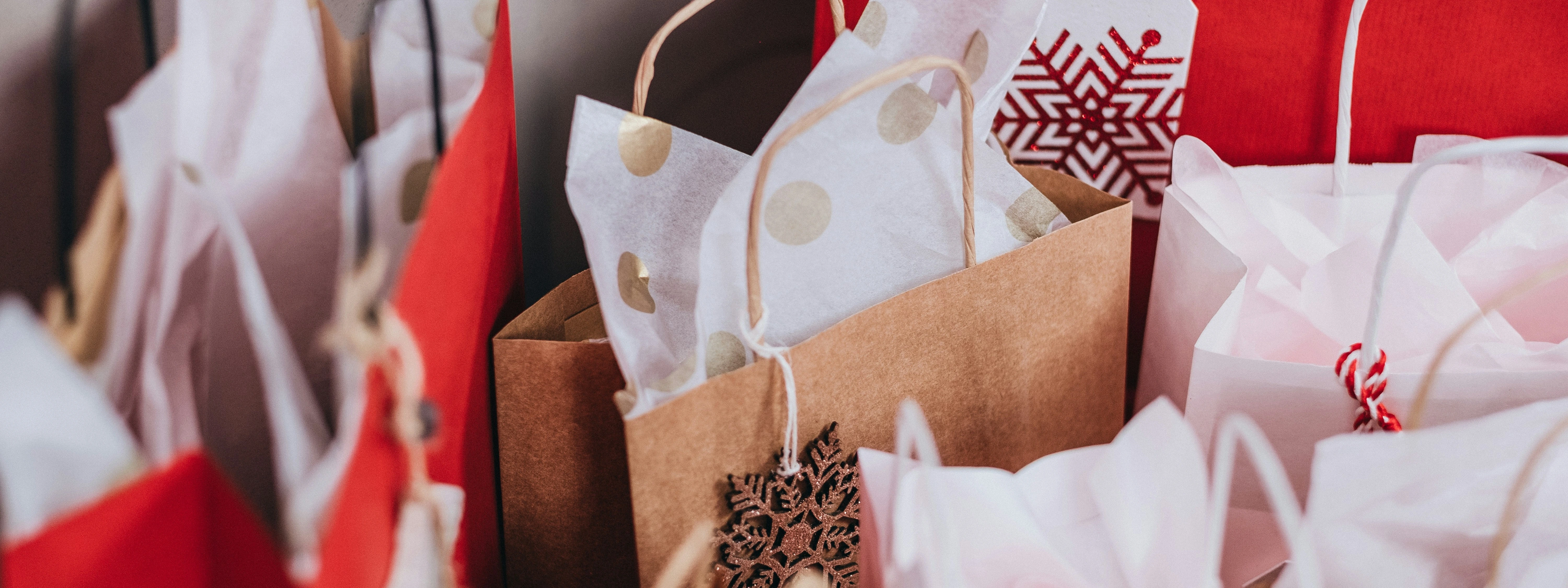 🎁 Holiday Season Marketing Strategies: How to Boost Sales and Customer ...