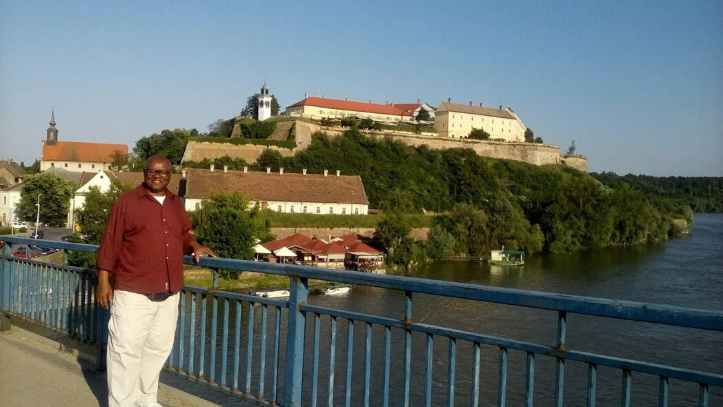 Antonio Underwood in Serbia